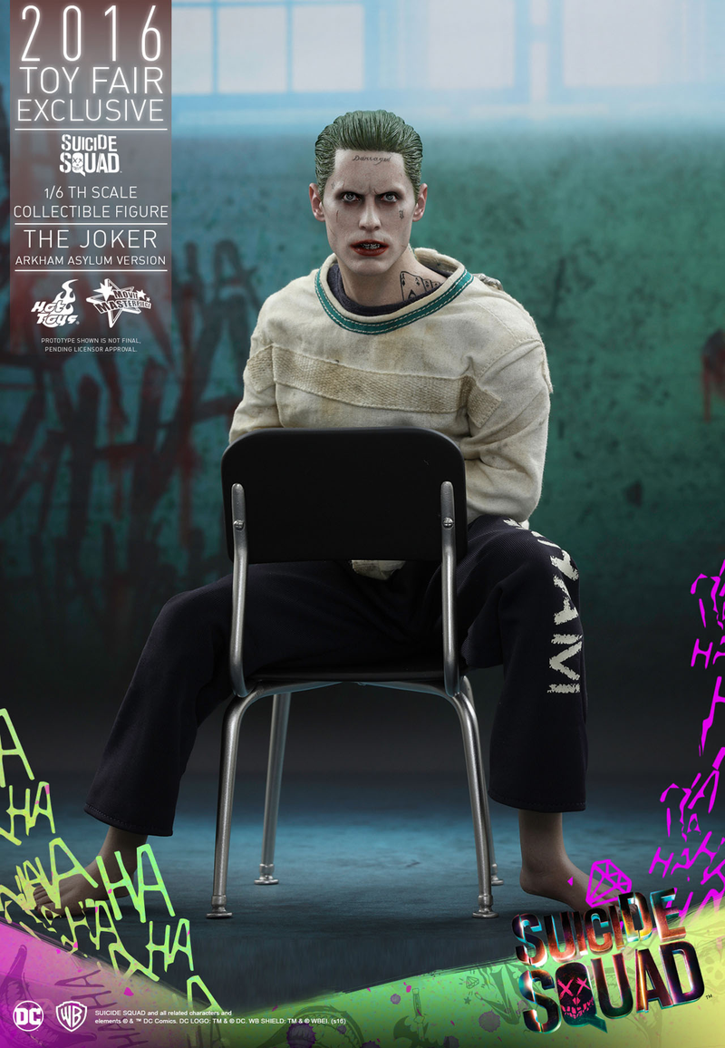 Illustration for article titled Hot Toys unveils its super angsty Suicide Squad Joker figure